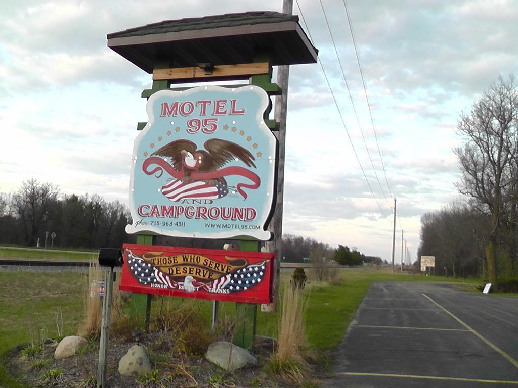 Motel 95 & Campground Hixton Bagian luar foto